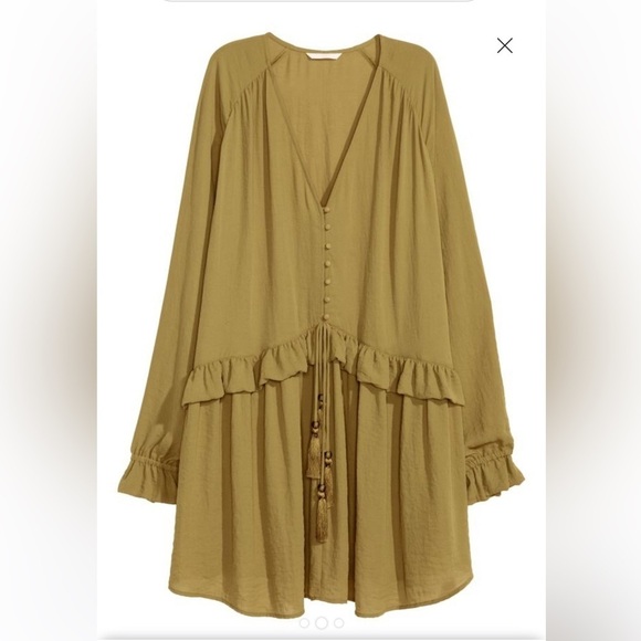 H&M V Neck Crepe Dress Size 6 - Picture 3 of 3